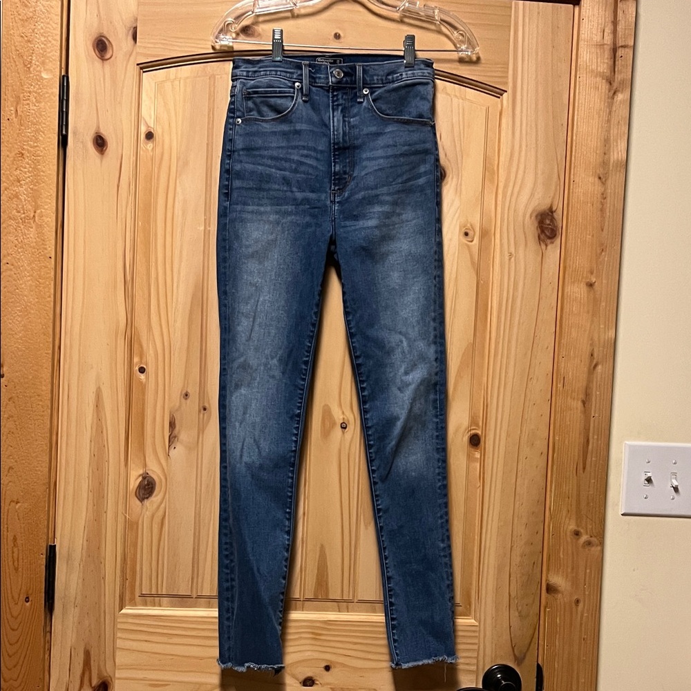 Abercrombie & Fitch Ultra High Rise Supper Skinny Blue Jeans 26/2 NWOT